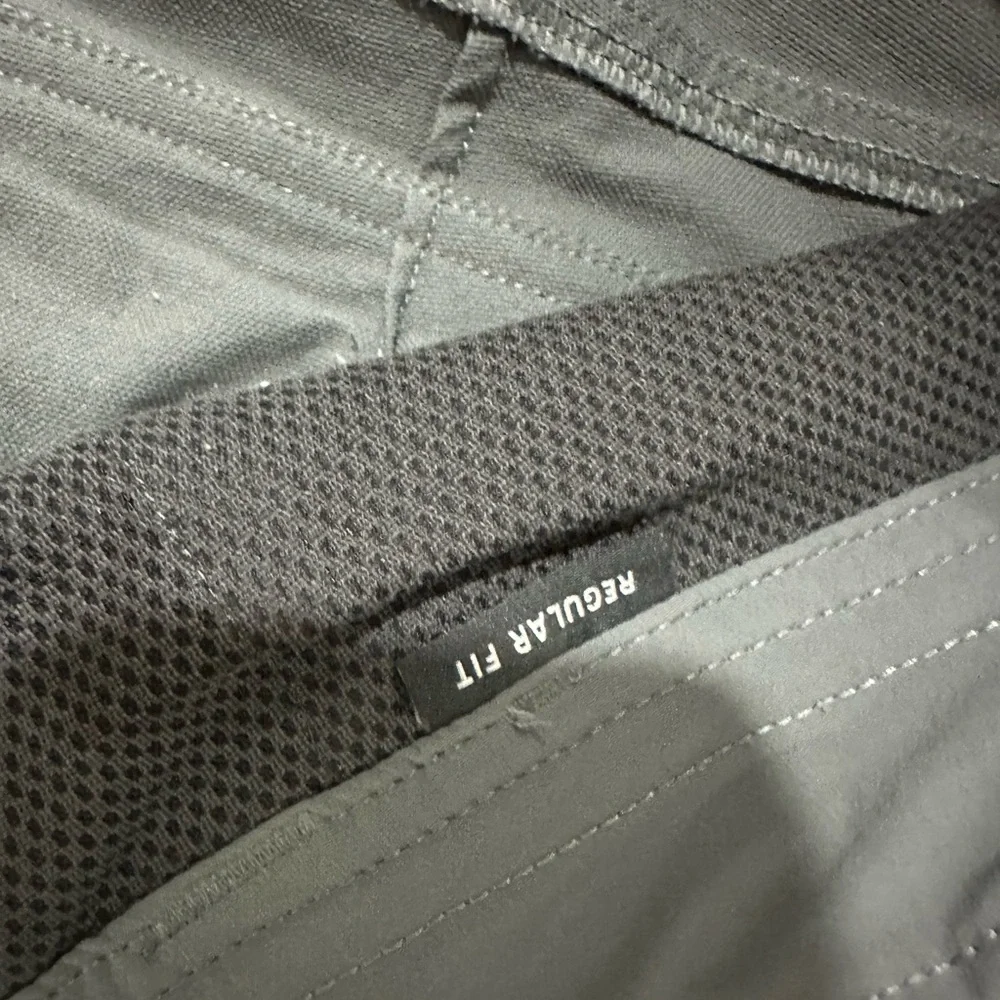 Women’s Gray Hiking Pants 🥾 - Picture 5 of 5